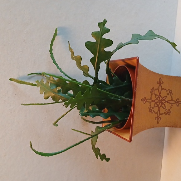 Pretty Gold Cachepot - Picture 4 of 4